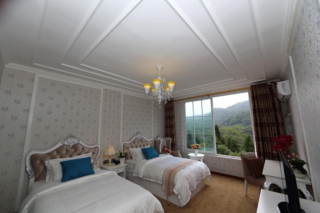 Panshan Tingquan Tuwo Holiday Resort Leshan Kamer foto