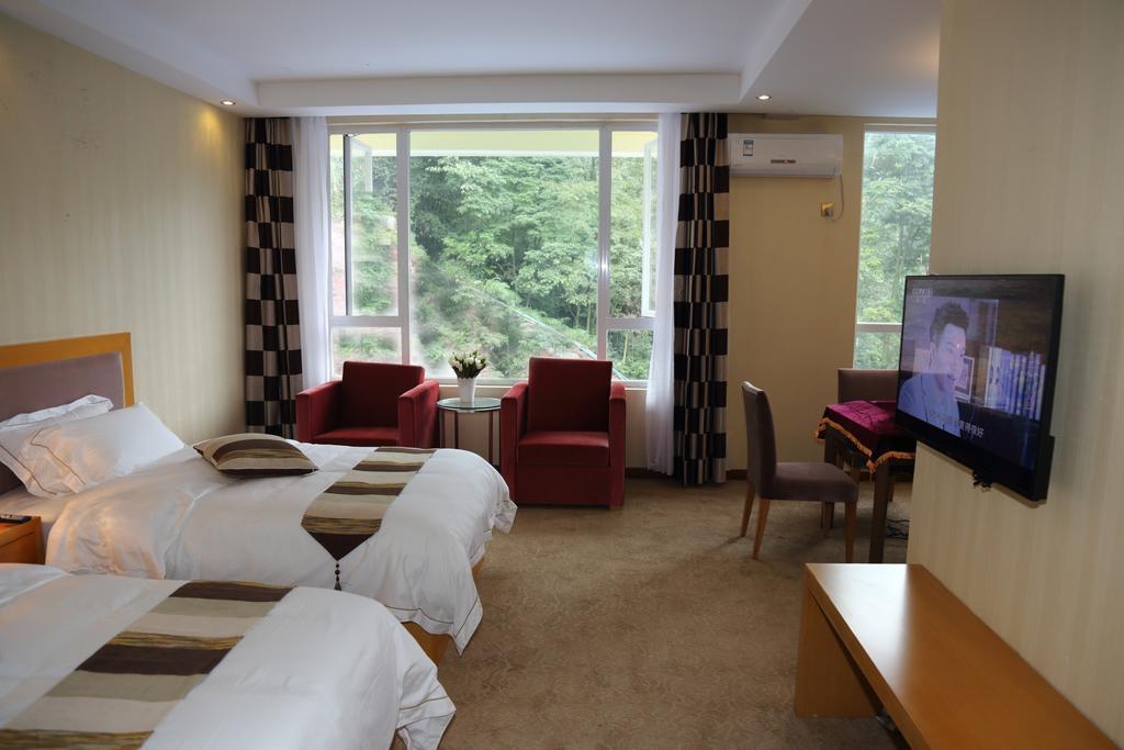Panshan Tingquan Tuwo Holiday Resort Leshan Kamer foto