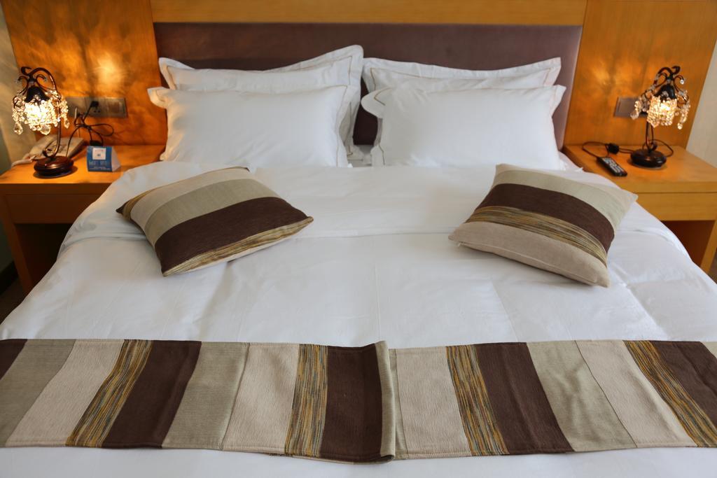 Panshan Tingquan Tuwo Holiday Resort Leshan Kamer foto