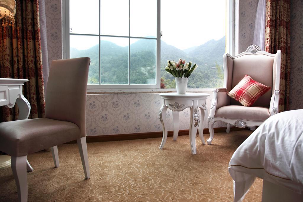 Panshan Tingquan Tuwo Holiday Resort Leshan Kamer foto