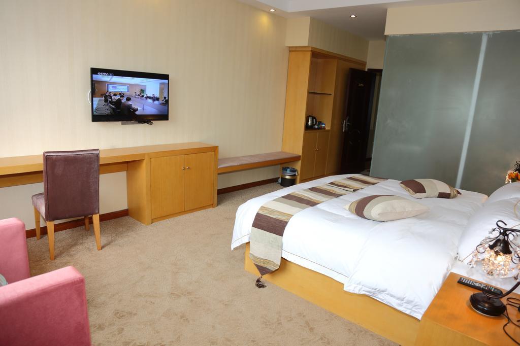 Panshan Tingquan Tuwo Holiday Resort Leshan Kamer foto