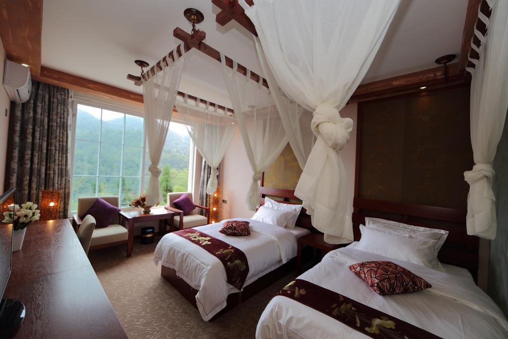 Panshan Tingquan Tuwo Holiday Resort Leshan Kamer foto