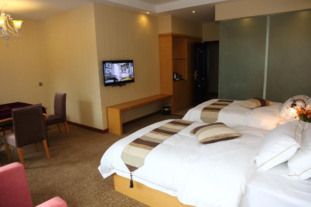 Panshan Tingquan Tuwo Holiday Resort Leshan Kamer foto