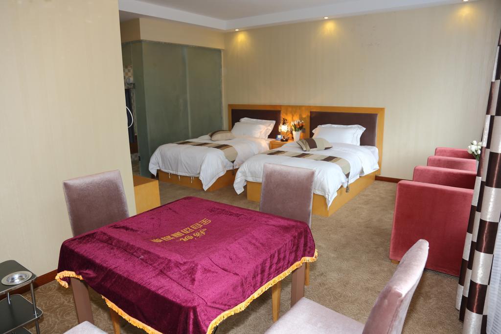 Panshan Tingquan Tuwo Holiday Resort Leshan Kamer foto